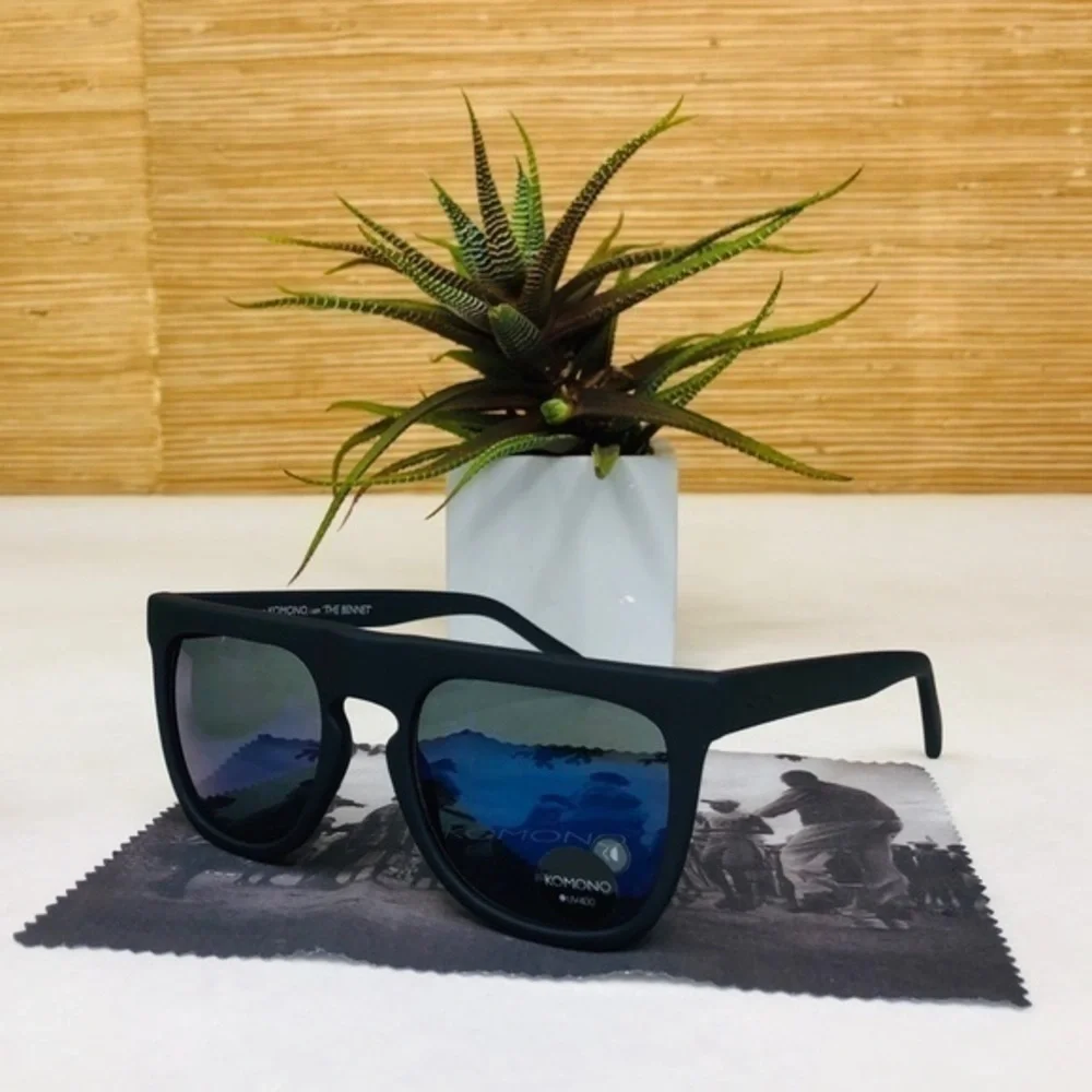NEW KOMONO sunglasses Bennet Midnight Blue Rubber